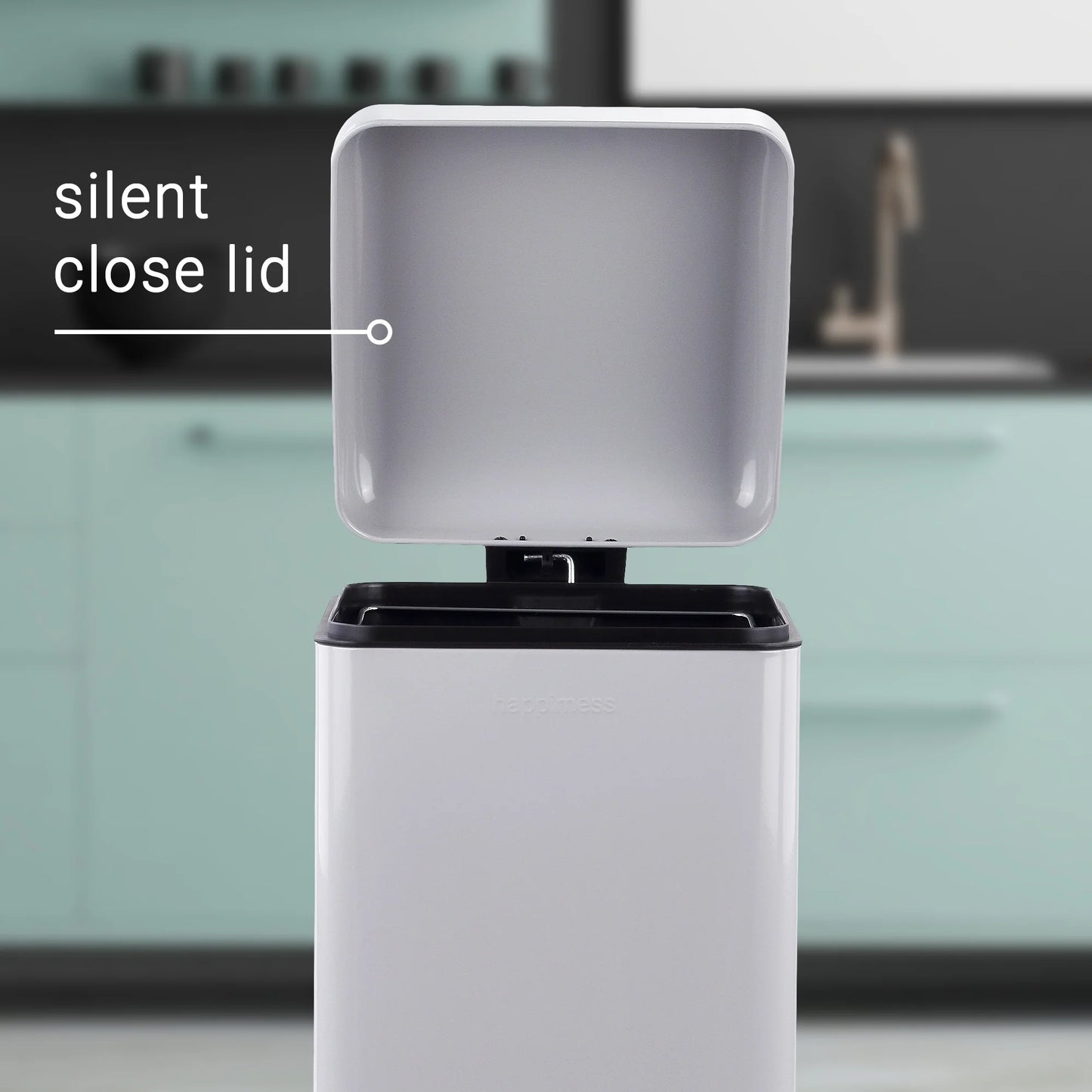 happimess Betty Retro 8-Gallon Step-Open Trash Can