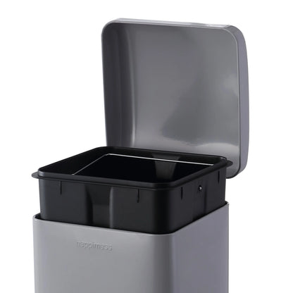 happimess Betty Retro 8-Gallon Step-Open Trash Can