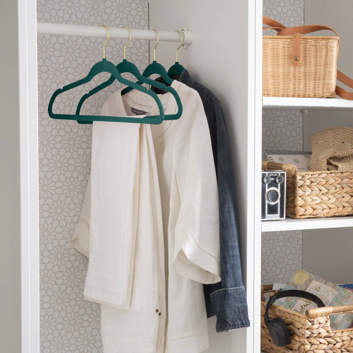 Simplify 25 Pack Slim Velvet Gold Hook Hangers - 17.7" x 9"