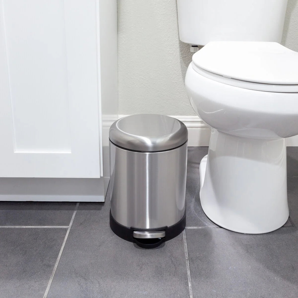 Qualiazero TWO 1.6 Gal Round Step On Trash Cans, Stainless Steel, Twin Pack