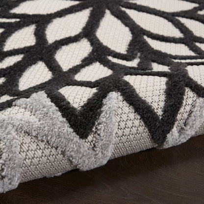 Miraloma Green/Red/Orange Indoor/Outdoor Rug