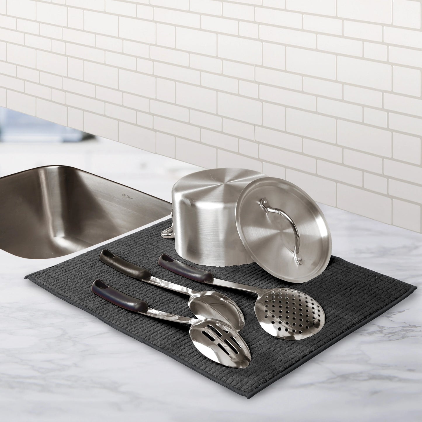 Kitchen Details Microfiber Drying Mat in Black - 15" x 20"